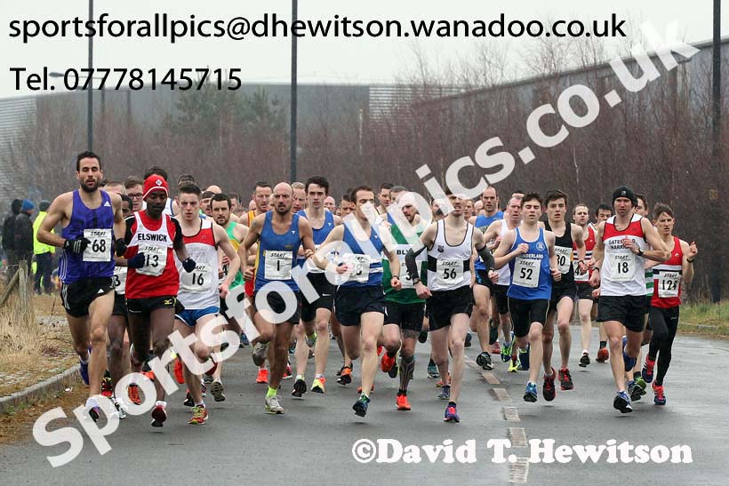 Mens relay, Elswick Harriers Relays, Newburn, Newcastle. Photo: David T. Hewitson/Sports for All Pics